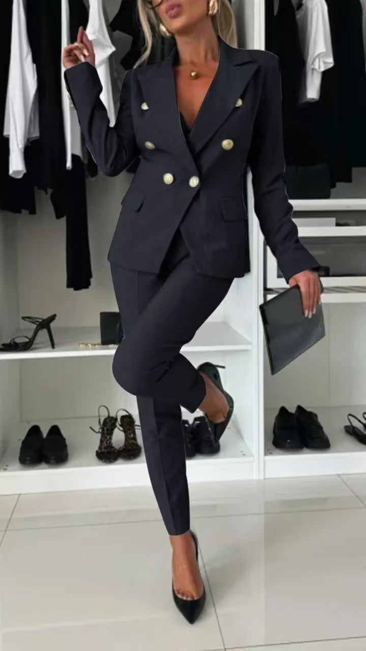 Ensemble femme veste à revers et pantalon slim élégant
