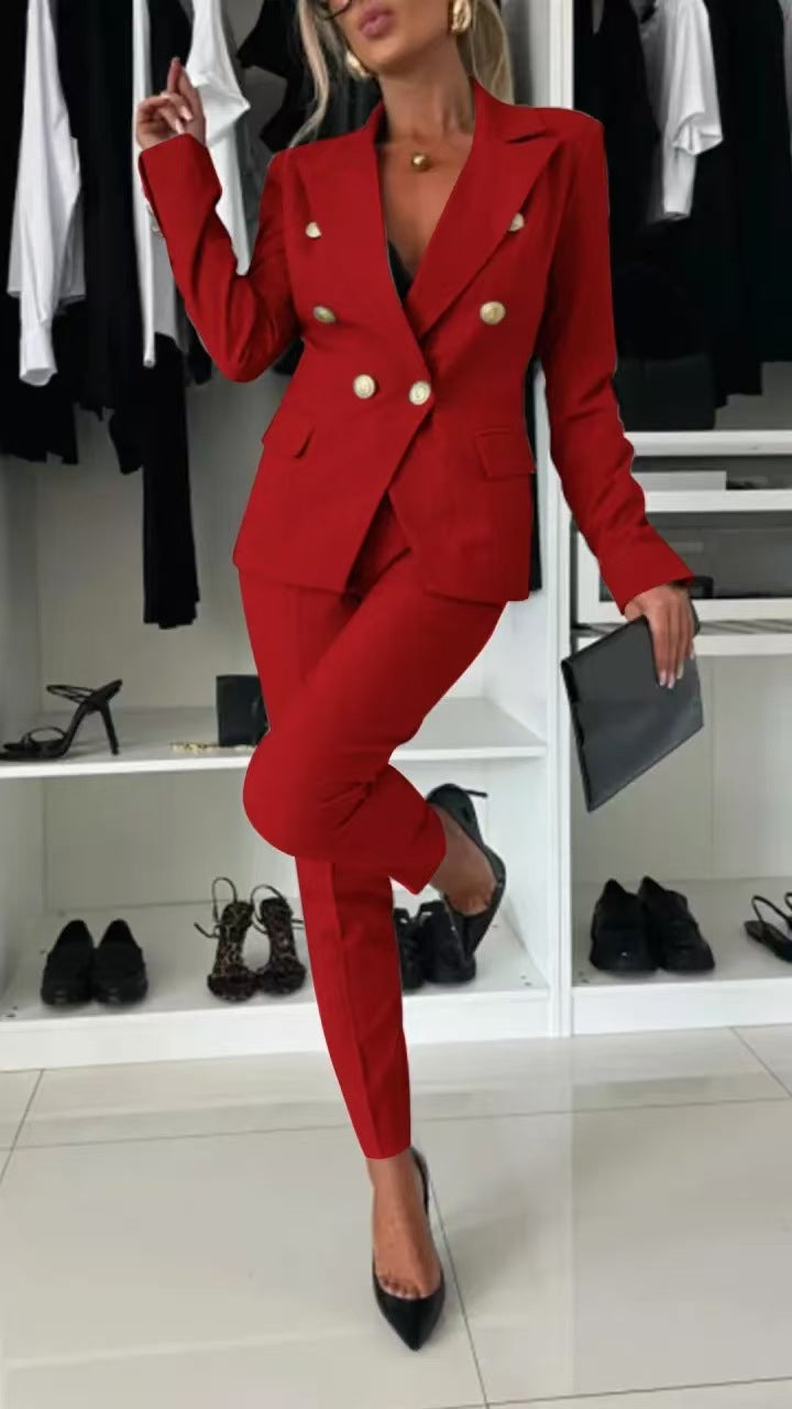 Ensemble femme veste à revers et pantalon slim élégant